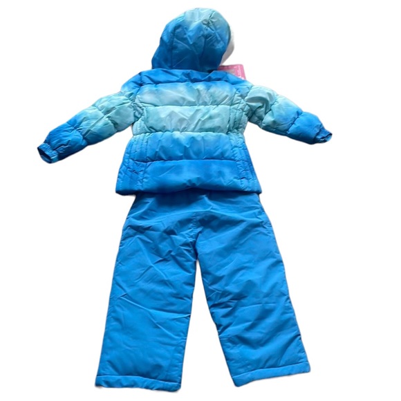 32 Degrees - 2 Piece Set girls’ Snowsuit / Winter Jacket & Snow pants - Picture 4 of 6